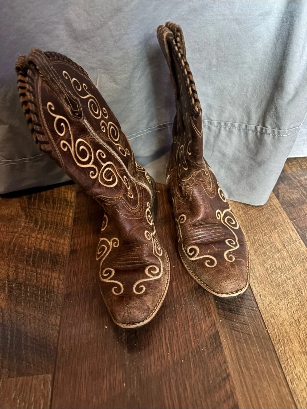Ariat pointed toe western boots little girl size 9